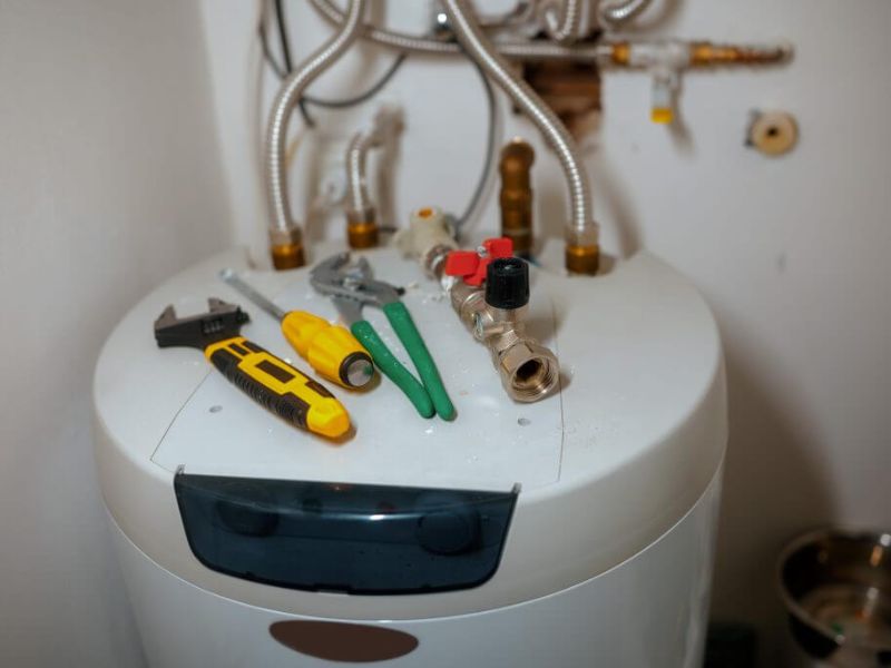 Water heater maintenance and repair by licensed plumber in Agoura Hills, CA